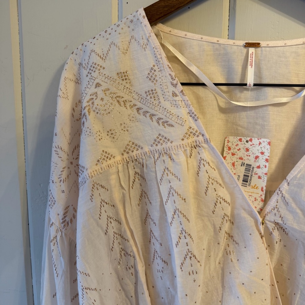 NWT Free People Cream Sparkly Patterned V-Neck Blouse, Size Large - Picture 5 of 14